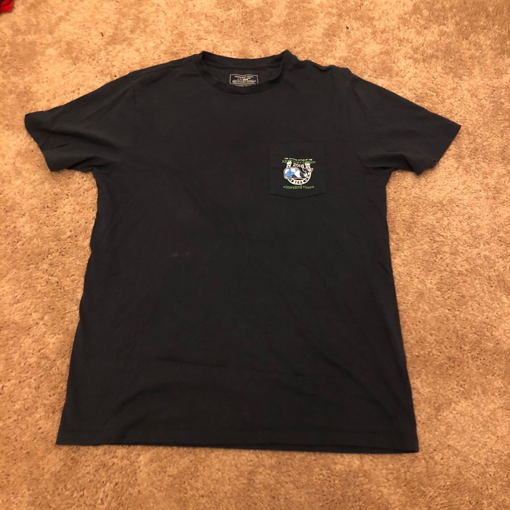 Vineyard Vines Derby edition T-shirt